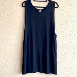 LA Class black tunic tank